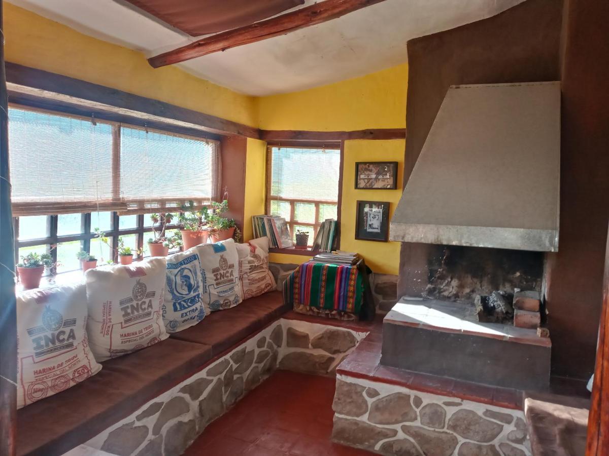 Ayni Wasi Guest House Coporaque Екстериор снимка