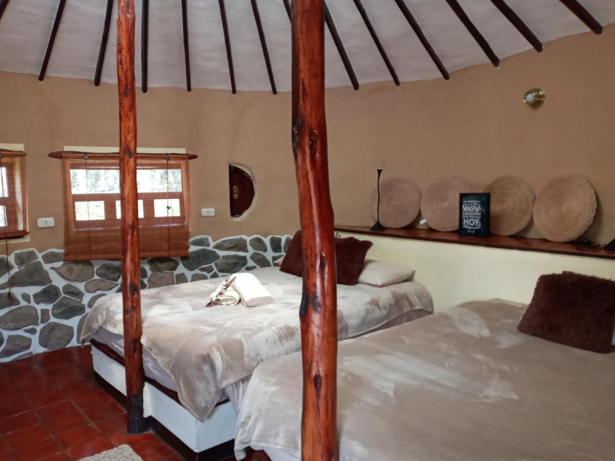 Ayni Wasi Guest House Coporaque Екстериор снимка
